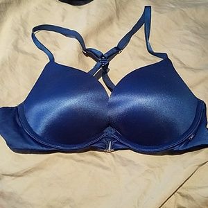 Very sexy push up front closure 32b