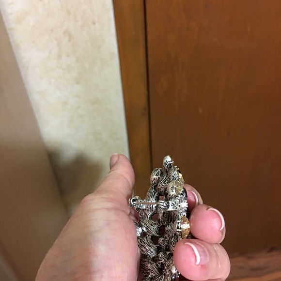 Crystal brooch large. Like new condition. QVC - Picture 4 of 7