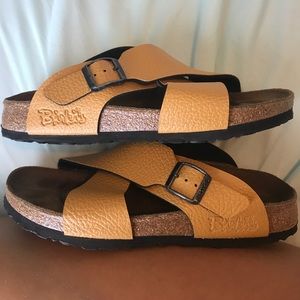 100% authentic Mustard yellow Birkenstock