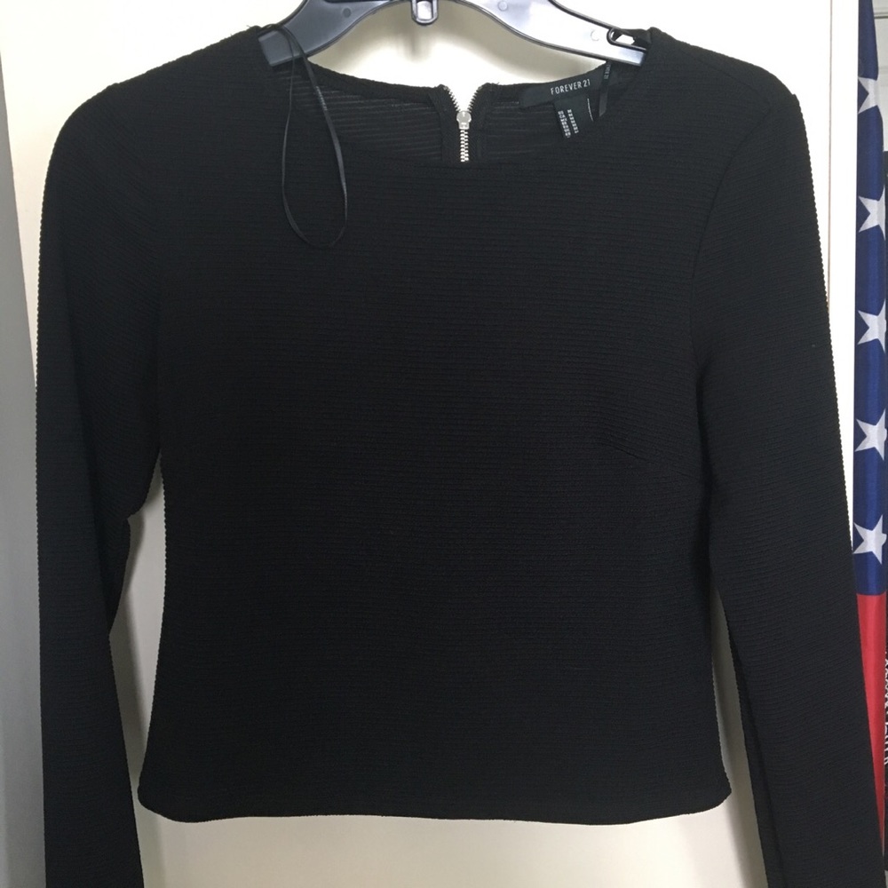 Ribbed Black Crop Top