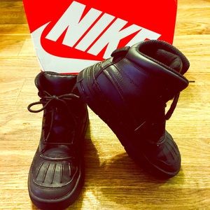 Nike ACG Boots