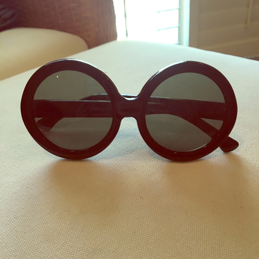 Retro 60s Black Sunnies