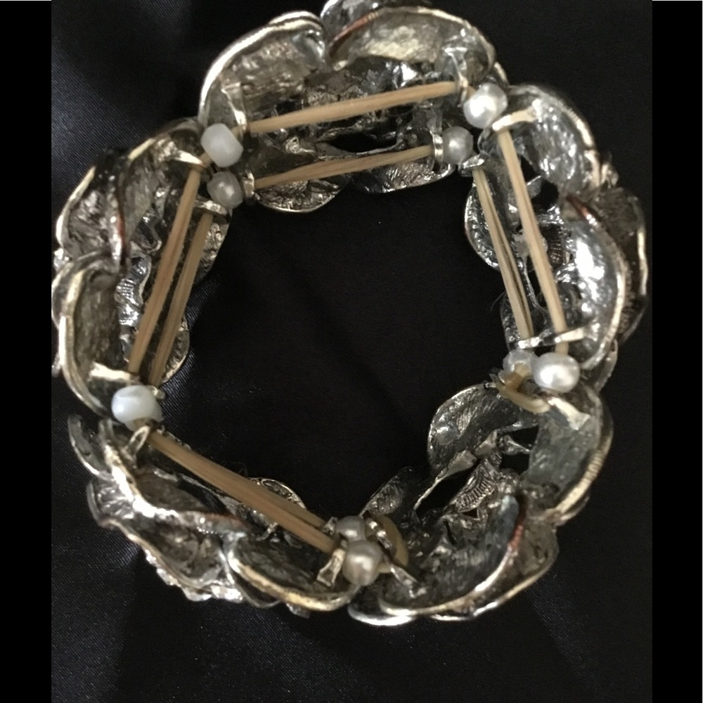 Silver Rose Rhinestone necklace & Bracelet - Picture 5 of 5