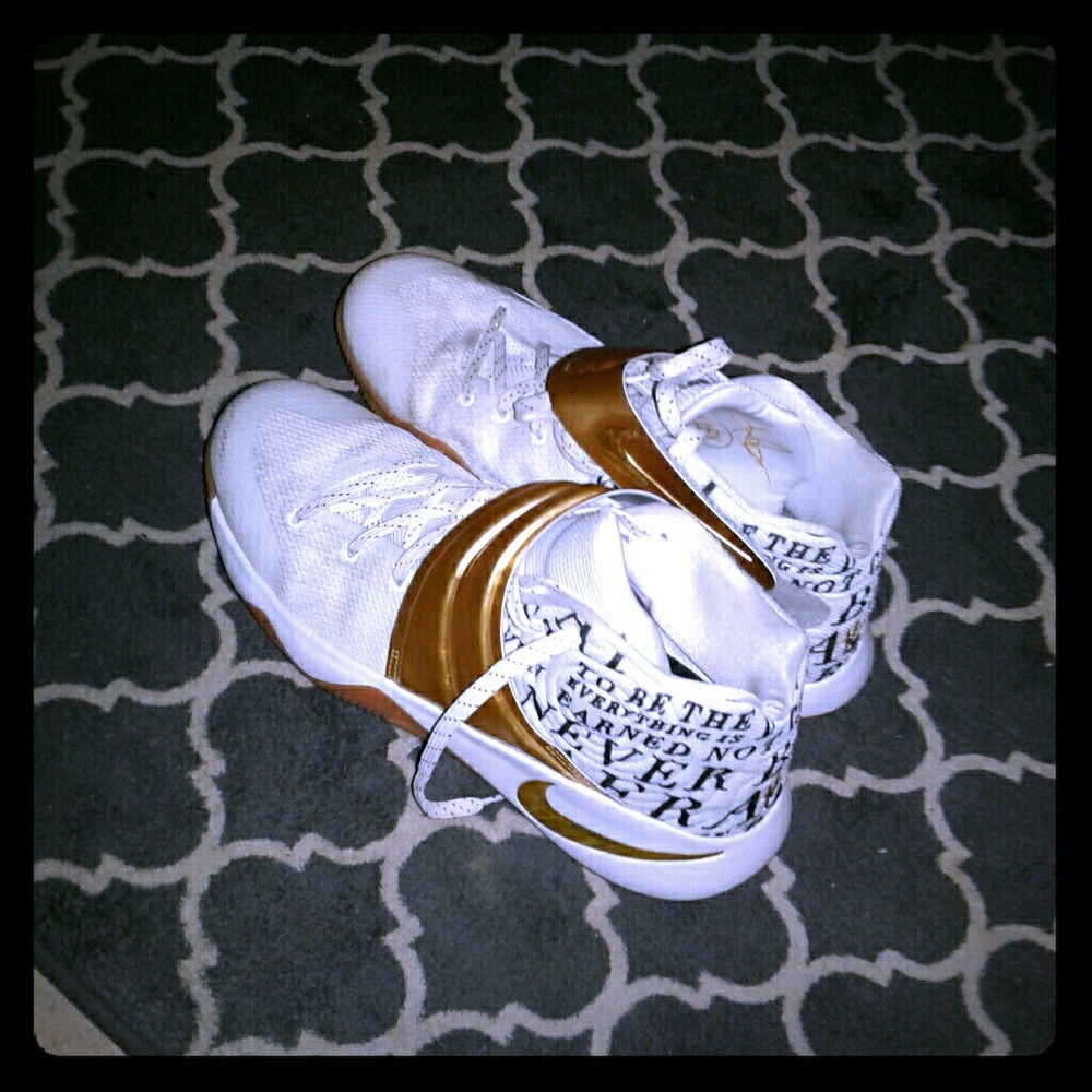 Nike Kyrie's