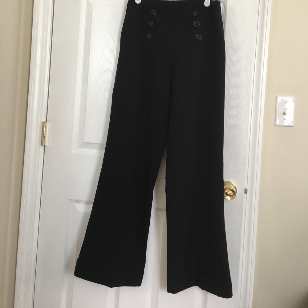 High wasted, flare leg - perfect for the office!