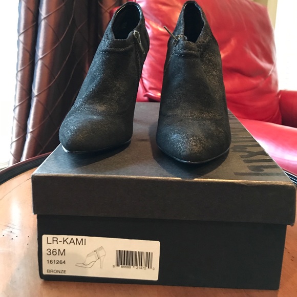 Luxury rebel black/bronze suede ankle boot - Picture 2 of 3