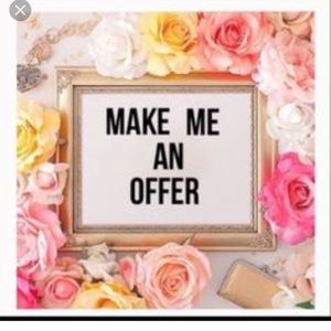 Reasonable offers always welcome💘