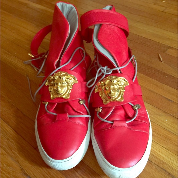 100 Percent Authentic !! Versace Sneakers 43 1/2 - Picture 2 of 3
