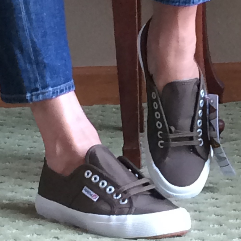 🍃💕NIB Superga Sleek Military Olive Nylon Sneaker