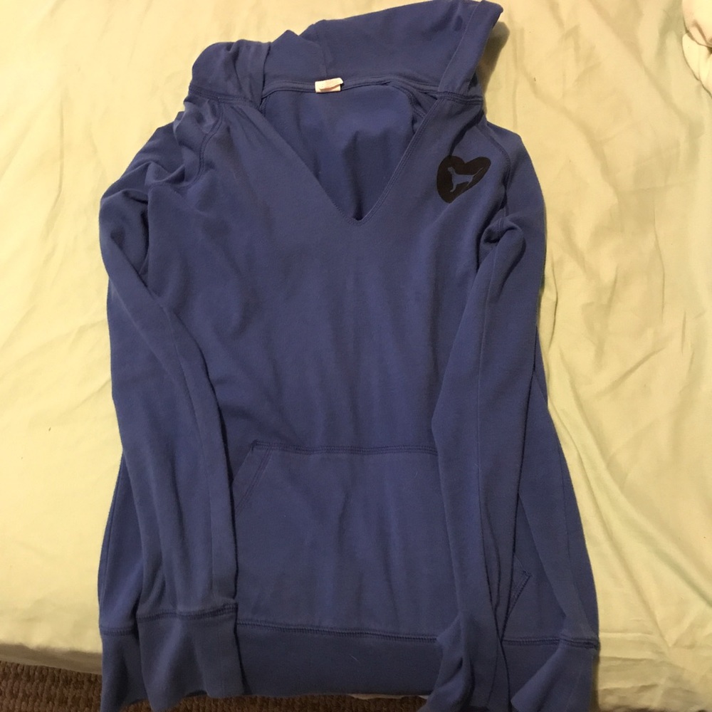VS pink hoodie