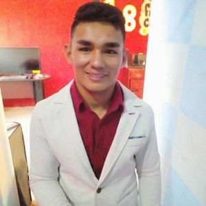 Meet your Posher, Abraham de jesús