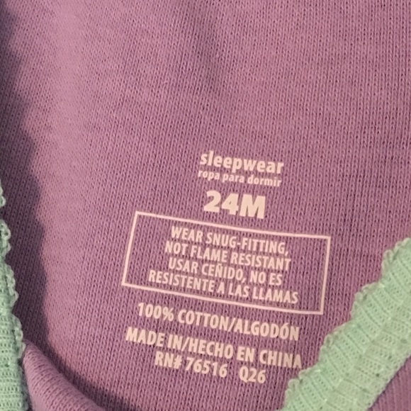 🎉🗣🎏 PJ Sets - Picture 5 of 7