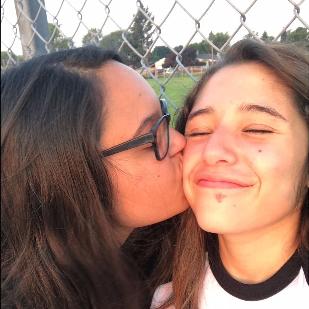 Meet your Posher, Alyssa