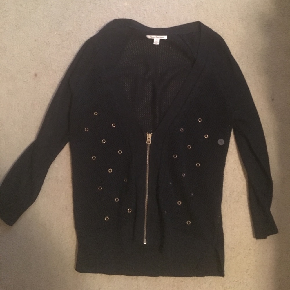 Black sweater with zipper