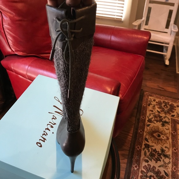 Guess grey multi/fabric knee boot size 6.5 - Picture 2 of 4