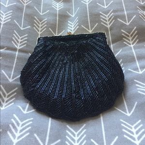 Great condition - vintage black beaded clutch!