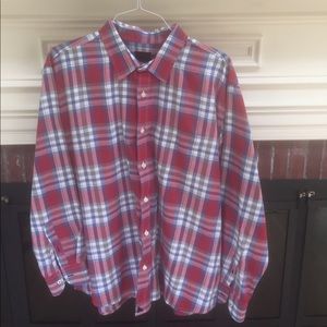 Untuckit shirt