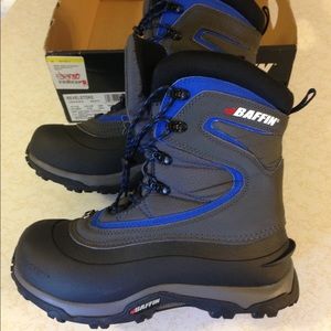 NWT Baffin men's boots