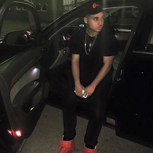 Meet your Posher, Jean