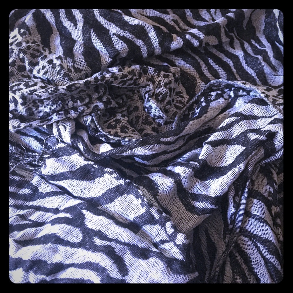 Zebra scarf