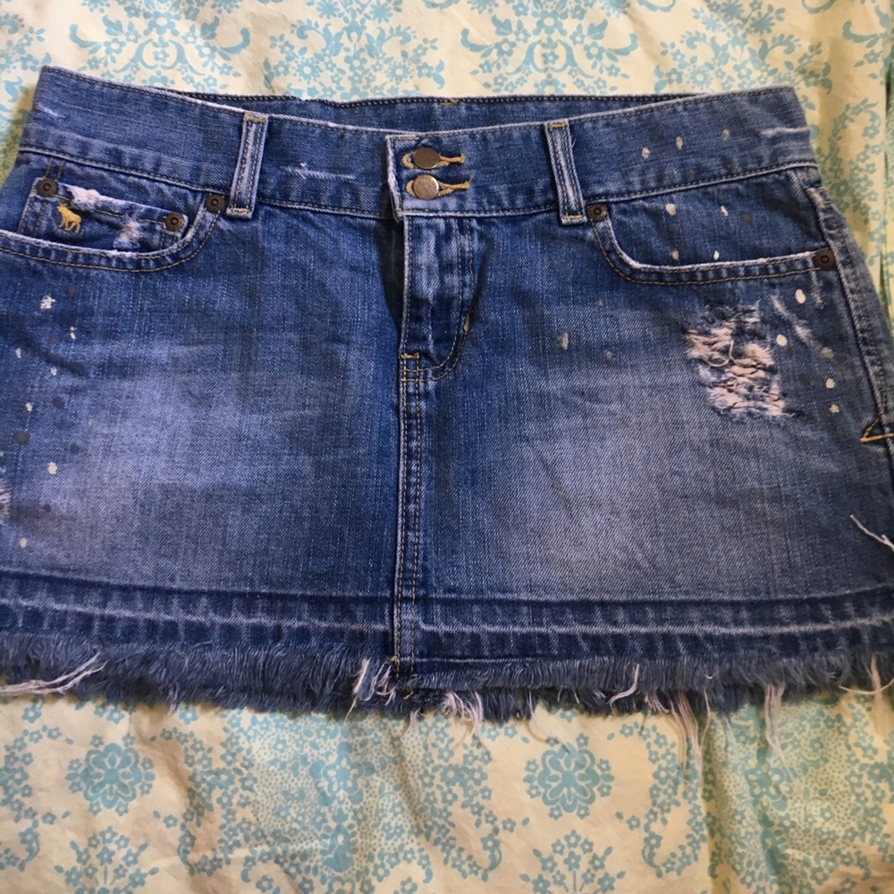 Abercrombie & Fitch destroyed denim mini skirt