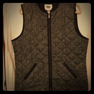 Herringbone zip front vest - size L tall