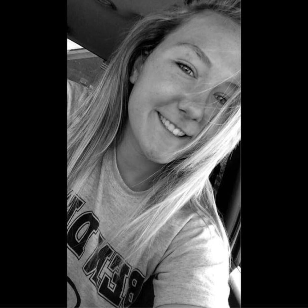 Meet your Posher, Isabella