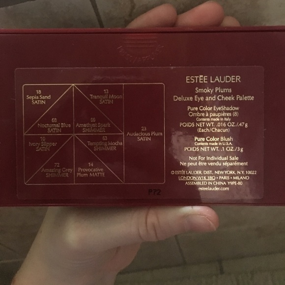 Estée Lauder eye shadow and blush set - Picture 4 of 4