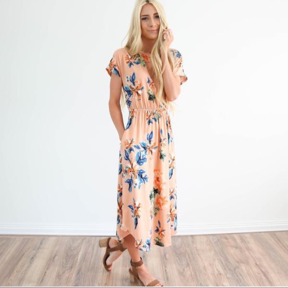 Shop Stevie: Layla Floral Pocket Dress