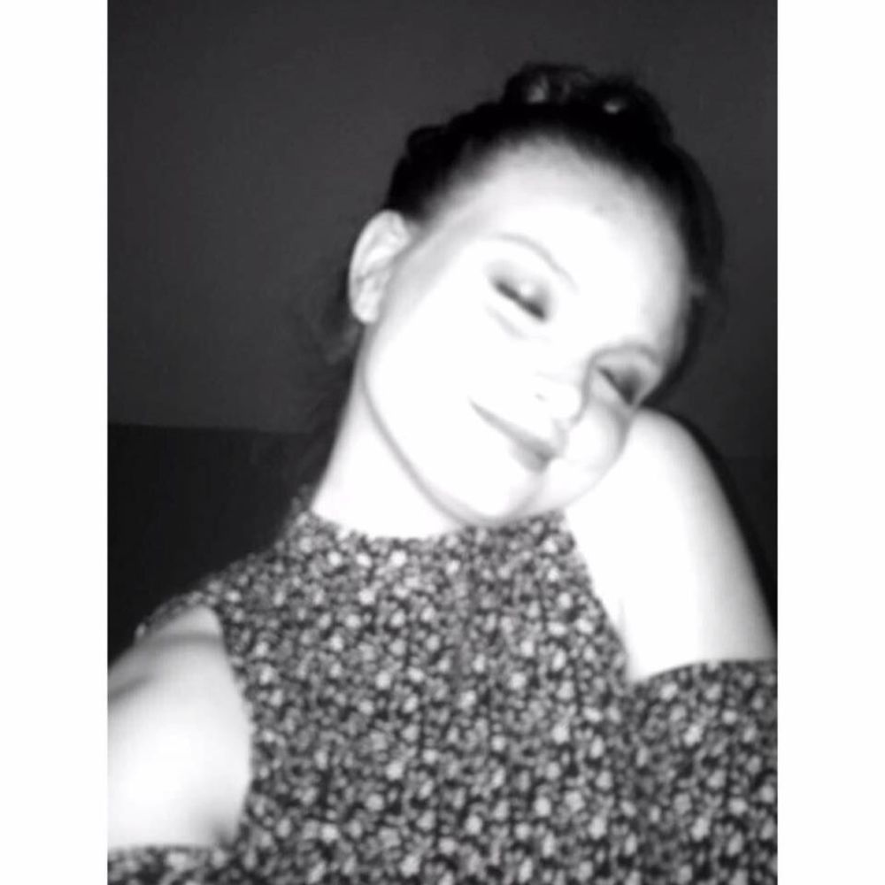 Meet your Posher, Alexandra