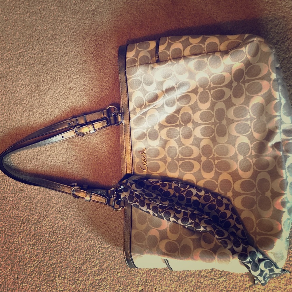Coach tote