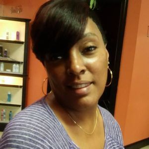 Meet your Posher, Stacey