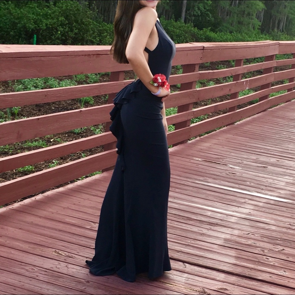 women's black backless formal dress