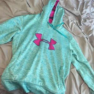 Under Armour sweatshirt