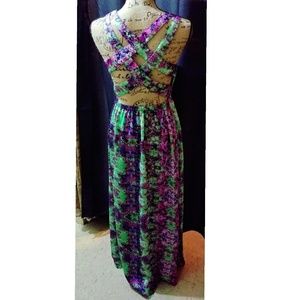 SALE Vibrant Open back Maxi Dress NWOT