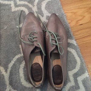 Frye oxfords