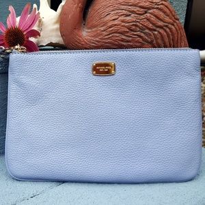 NWT  Michael Kors Jet Set Clutch - Great XMAS GIFT