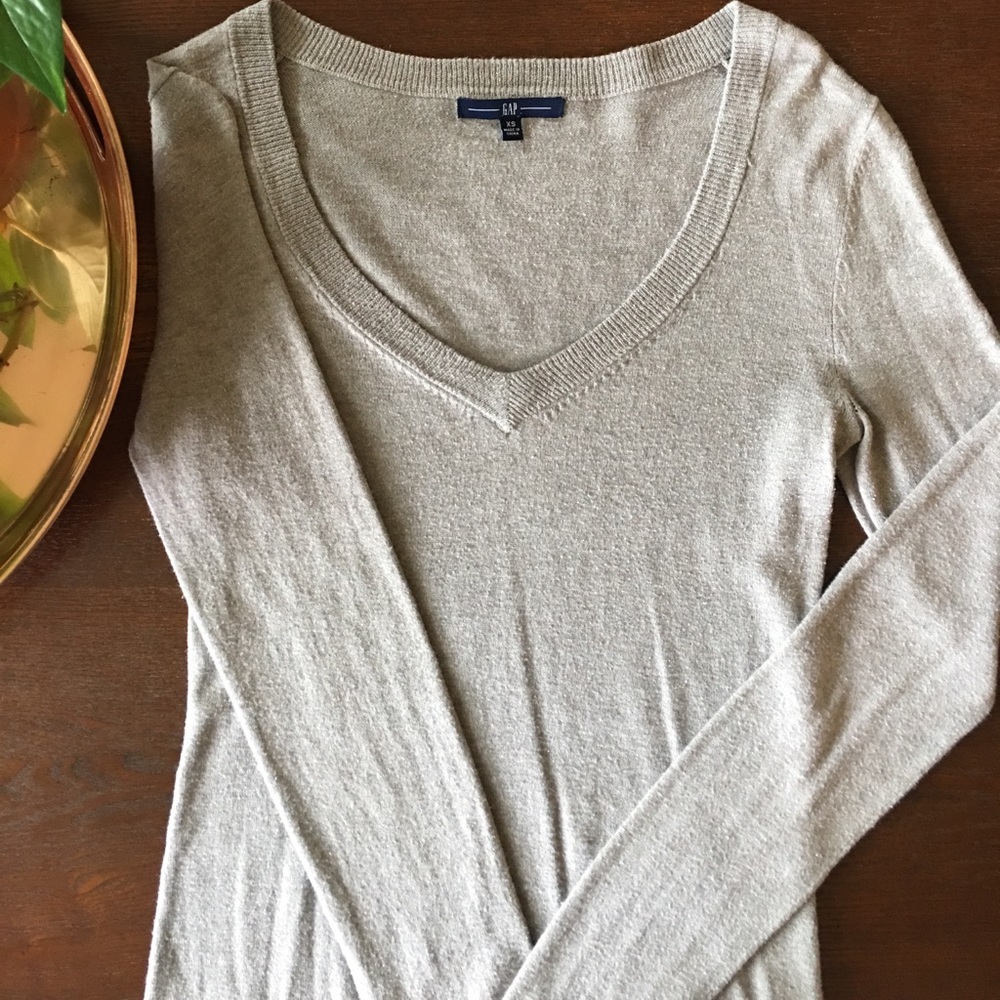 Gap V-Neck Sweater