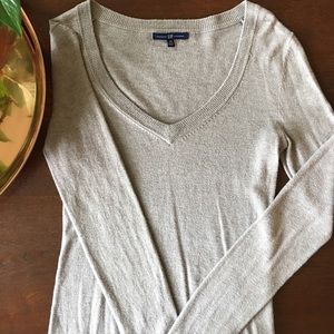 Gap V-Neck Sweater