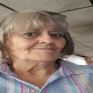 Meet your Posher, Debra