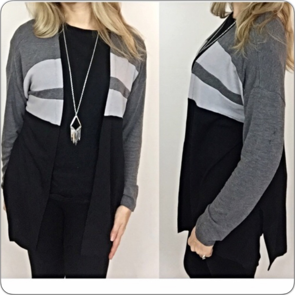 Cozy Cute Lightweight Knit Cardi Sweater M sold - Picture 4 of 5