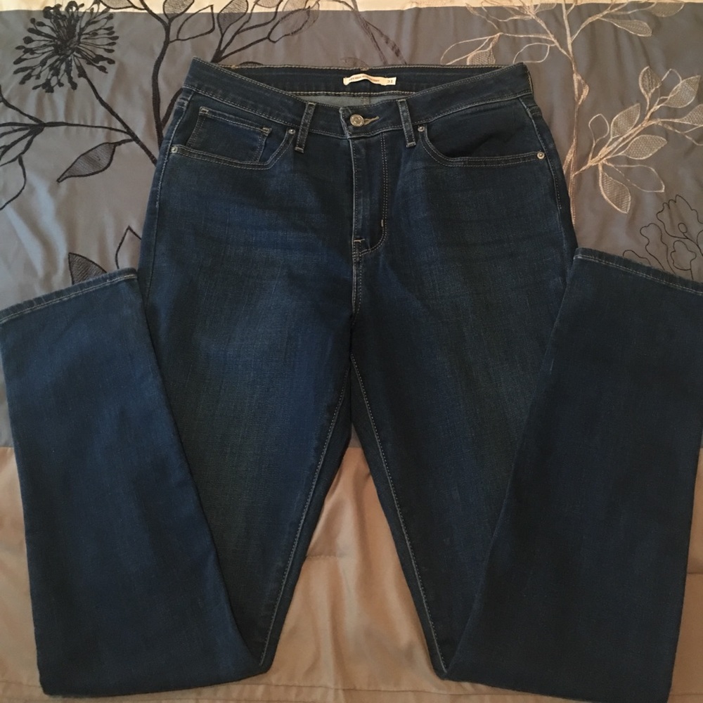 Levi's light blue CLOSING CLOSET ALL MUST GO‼️