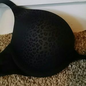 Push up black 34B Wonderbra! Like new!