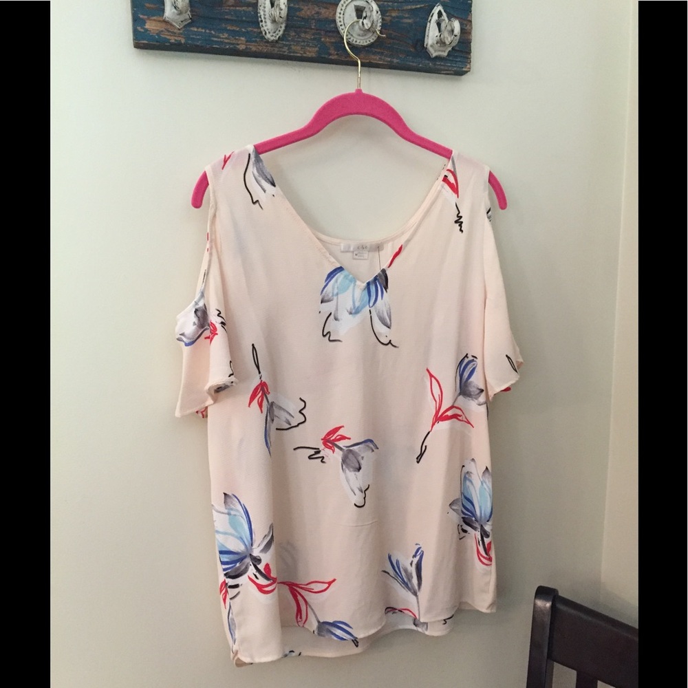 cream/light blush cold shoulder top