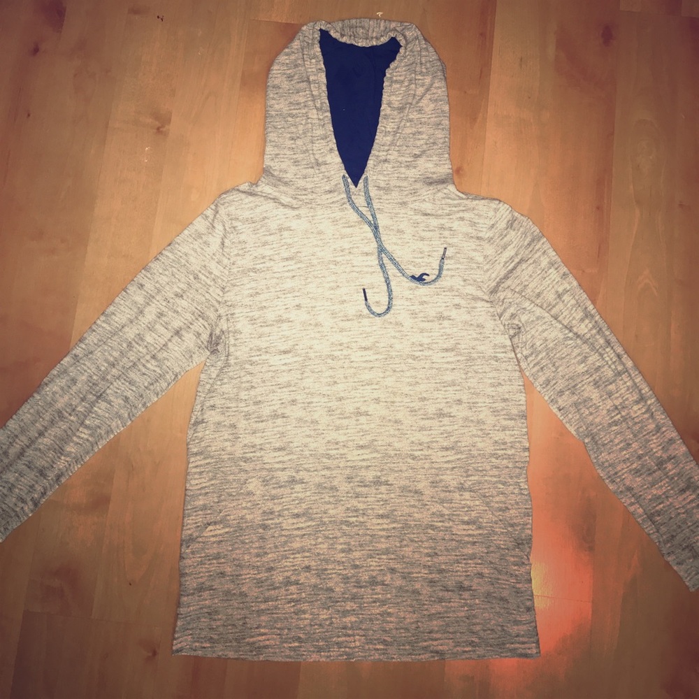 A Hollister light pull over
