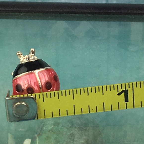 Last One ! Ladybug Earrings - Picture 7 of 7