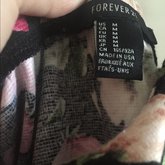 TWO DRESSES - Picture 6 of 6