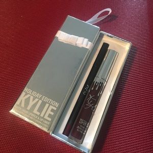 Holiday Edition Liquid Lipkit in Vixen