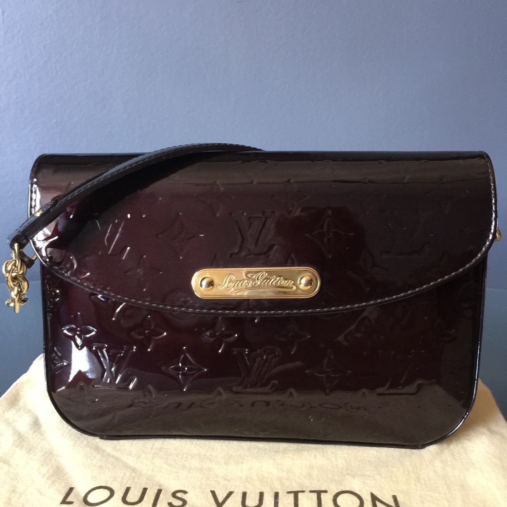 Louis Vuitton Rodeo Drive Vernis Amarante bag