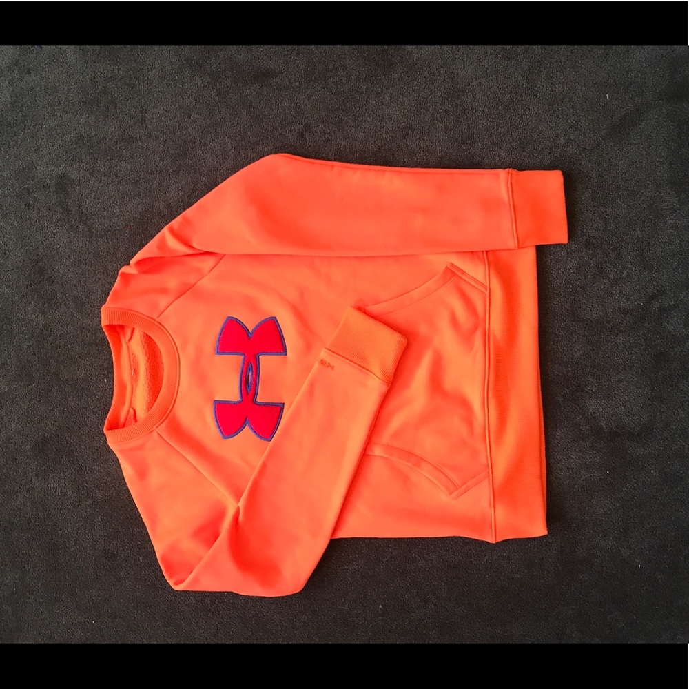 Under armor fleece lined pull over